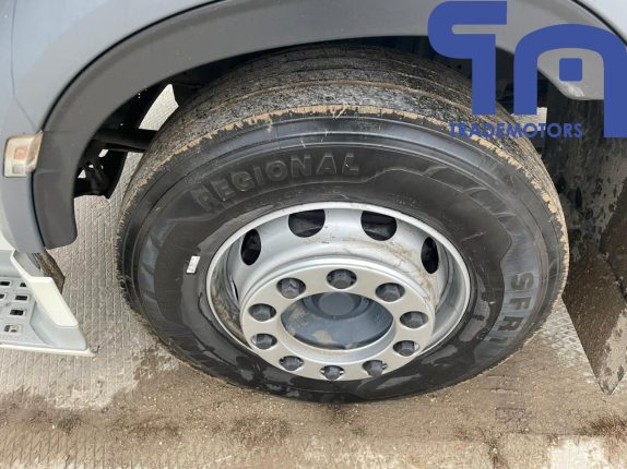 019. Седельный тягач DAF XF (10637)