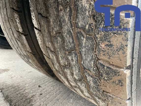 019. Седельный тягач MAN TGS 18.400 4X2 BLS (10220)