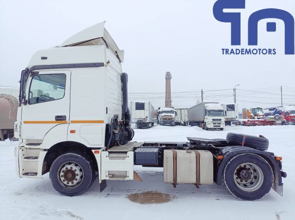 019. Седельный тягач КАМАЗ 5490-S5 (10582)