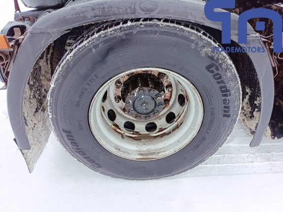 019. Седельный тягач КАМАЗ 5490-S5 (10582)