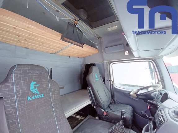 019. Седельный тягач КАМАЗ 5490-S5 (10502)