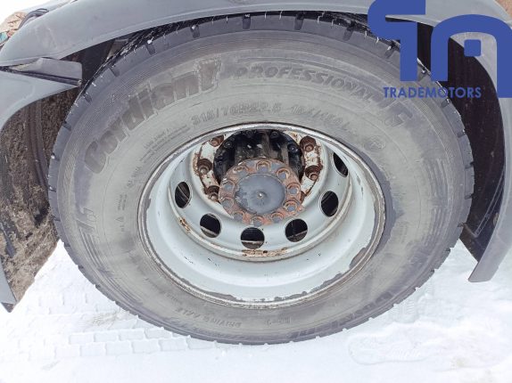 019. Седельный тягач КАМАЗ 5490-S5 (10728)