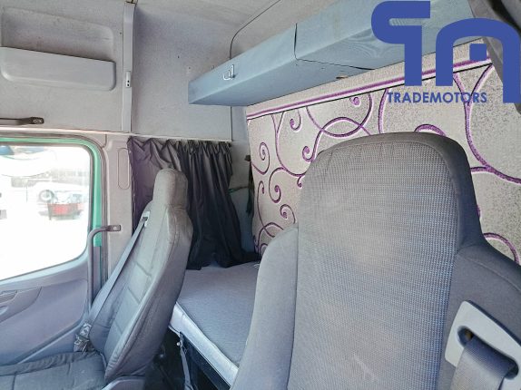 019. Седельный тягач КАМАЗ 5490-S5 (10356)