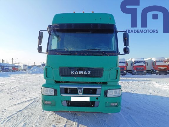 019. Седельный тягач КАМАЗ 5490-S5 (10677)
