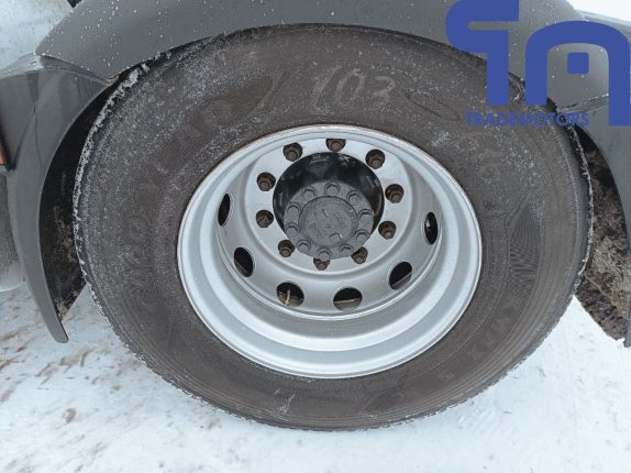 002. Седельный тягач DAF XF (10433)