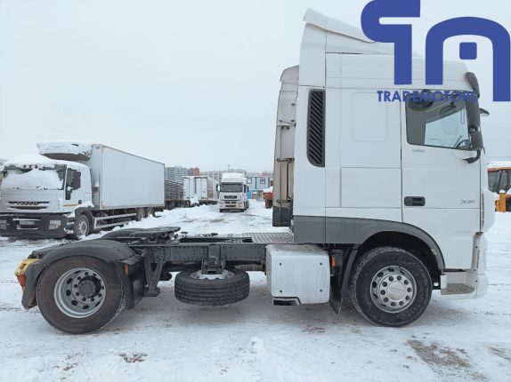 002. Седельный тягач DAF XF (10433)