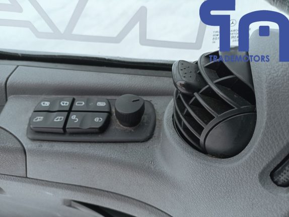 019. Седельный тягач КАМАЗ 5490-S5 (10726)