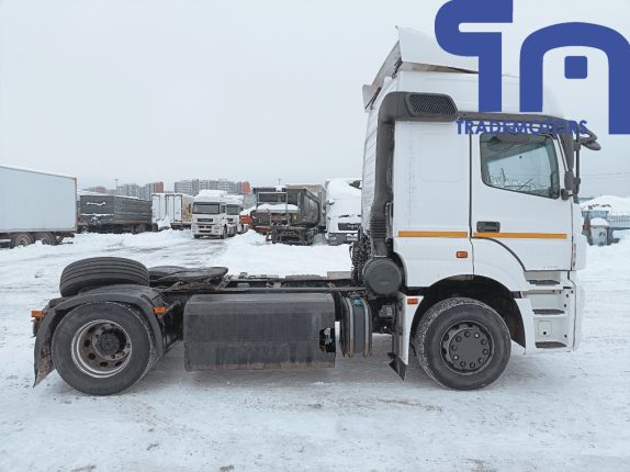 019. Седельный тягач КАМАЗ 5490-S5 (10726)