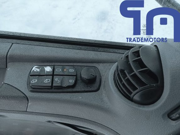 019. Седельный тягач КАМАЗ 5490-S5 (10557)