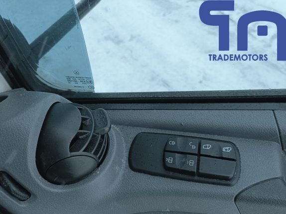 019. Седельный тягач КАМАЗ 5490-S5 (10592)