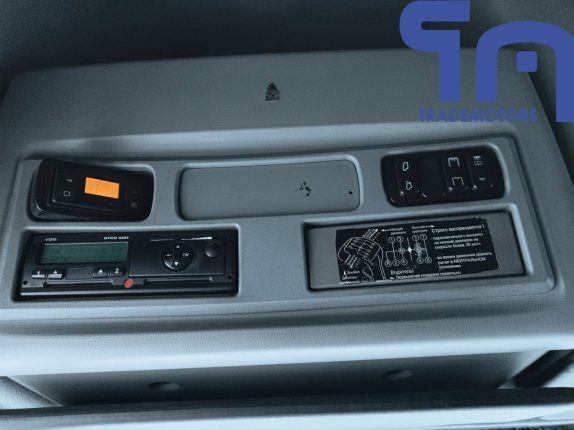 019. Седельный тягач КАМАЗ 5490-S5 (10592)