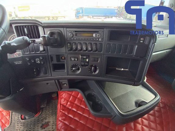 050.Седельный тягач СКАНИЯ R440LA4x2HNA (10442)