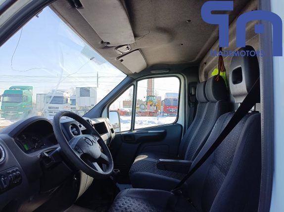 010.Автофургон 2824РЕ на шасси ГАЗ-А21R32(10528)