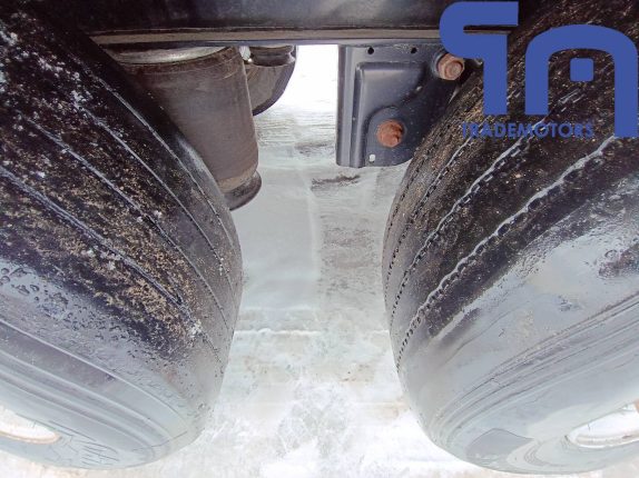 000.Полуприцеп шторный KRONE SD (102768)