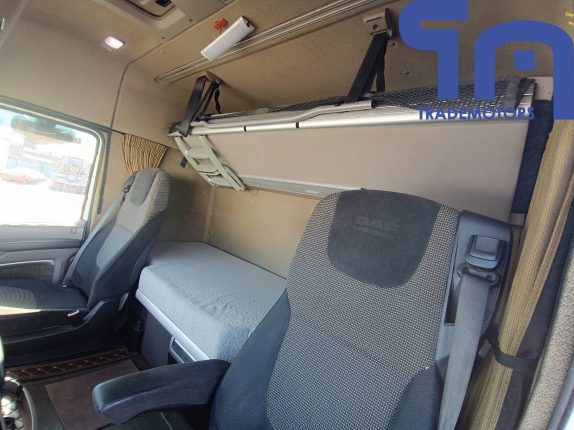 010.Седельный тягач DAF FT XF105.460 (10001)