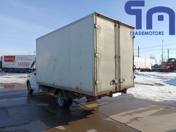 010.Автофургон 2824РЕ на шасси ГАЗ-А21R32(10528)